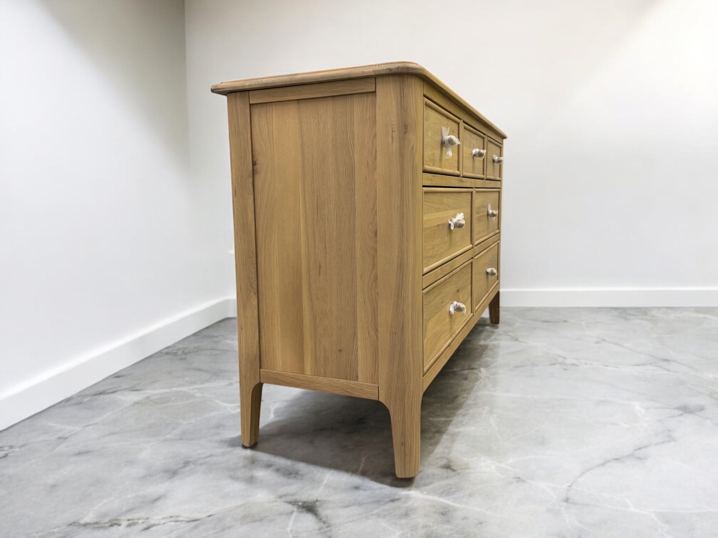 Stylish Natural Solid Oak 4-Drawer Chest with Metal Trim – SE