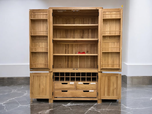 Oak Furnitureland Natural Oak Kitchen Larder Romsey Range RRP £1399