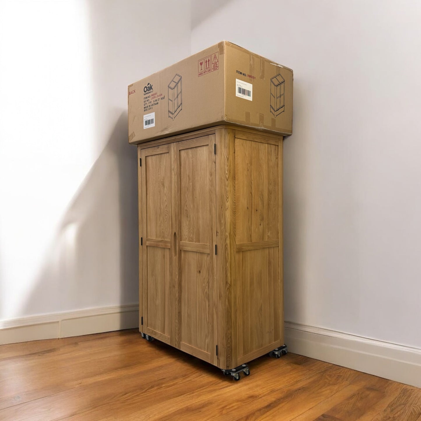 Natural Solid Oak Double Wardrobe Romsey Range From Oak Furnitureland RRP £939 (3)